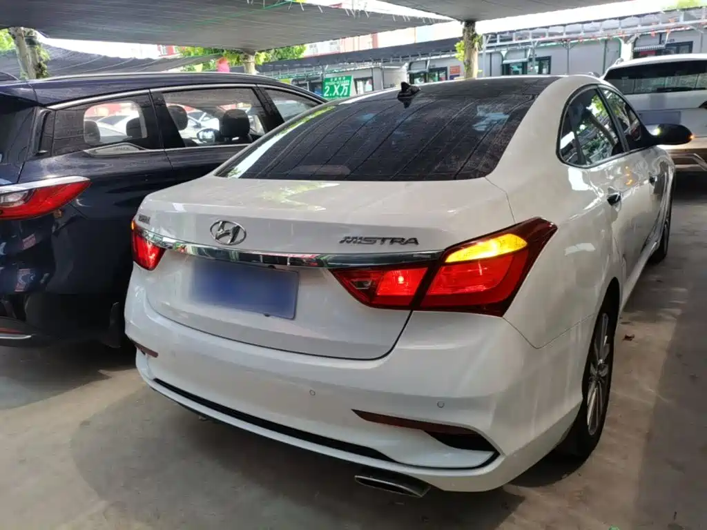 Mistra 1.8 L Auto Intelligent GLS CN-V
