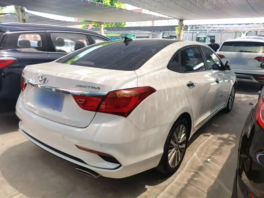 Mistra 1.8 L Auto Intelligent GLS CN-V