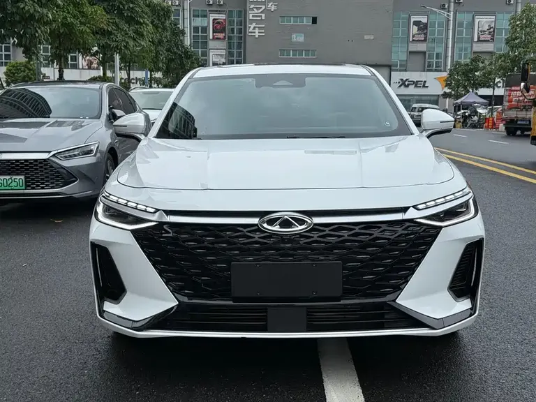 Chery Arrizo 8 1.6 T DCT Elegant