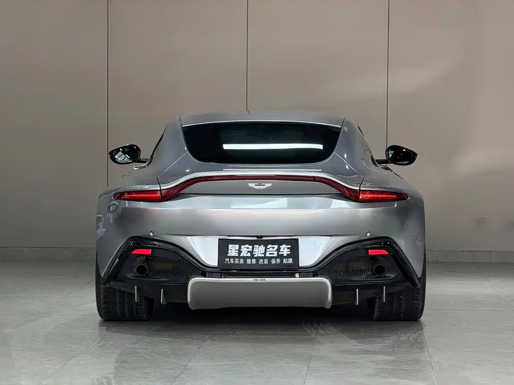 V8 Vantage 4.0 T V8 Coupe