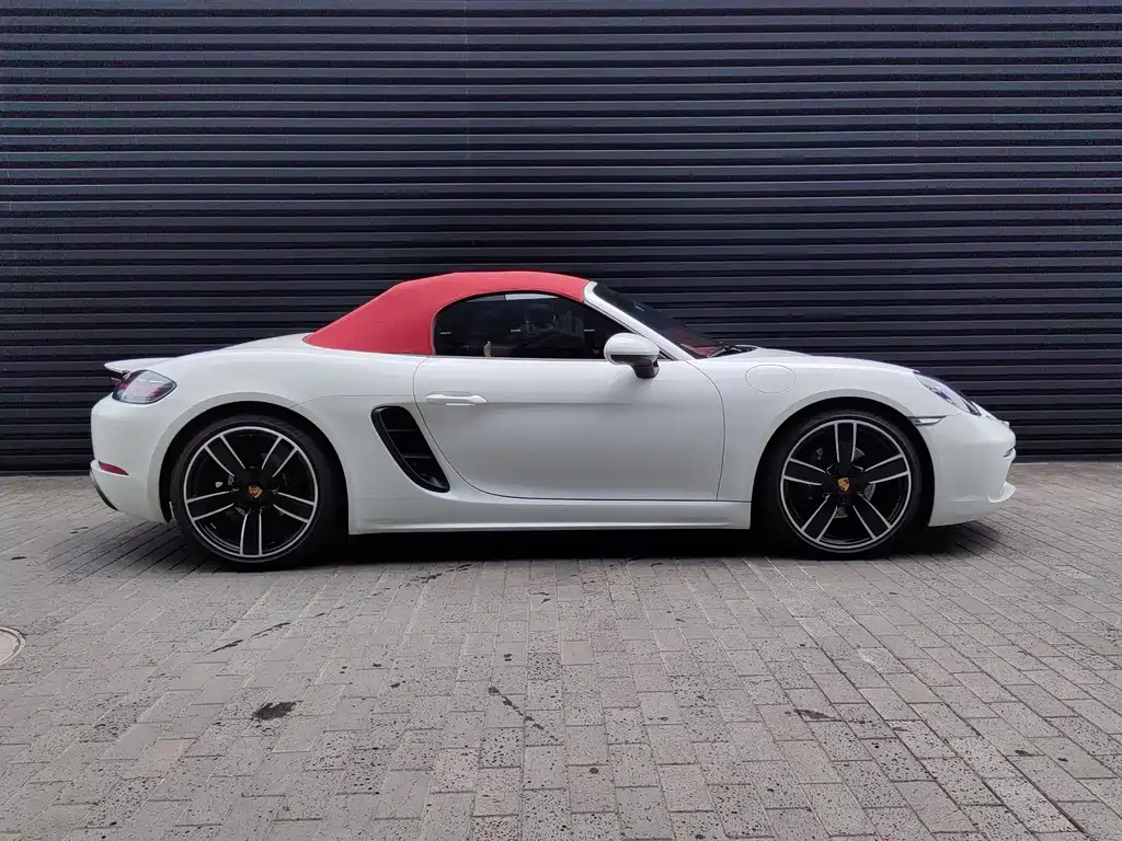 Porsche 718 Boxster 2.0 T