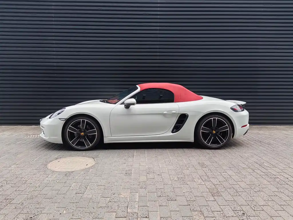 Porsche 718 Boxster 2.0 T