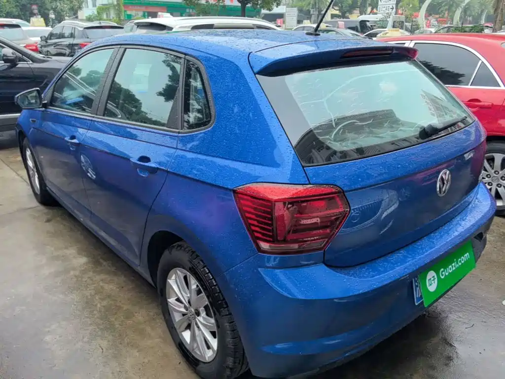 Polo Plus 1.5 L Auto Colorful Tech