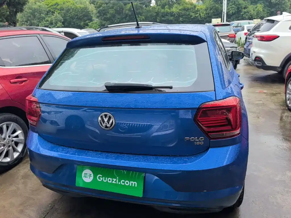 Polo Plus 1.5 L Auto Colorful Tech