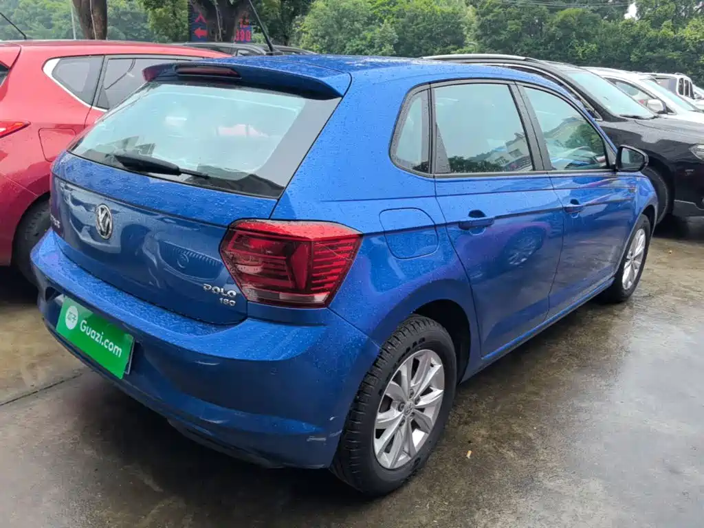 Polo Plus 1.5 L Auto Colorful Tech
