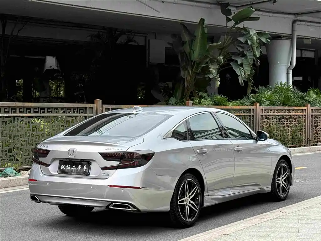 Accord 260 TURBO Luxury CN-V