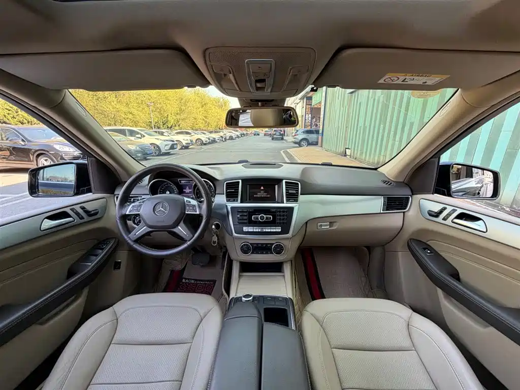 Mercedes-Benz M-Class ML 320 4 MATIC