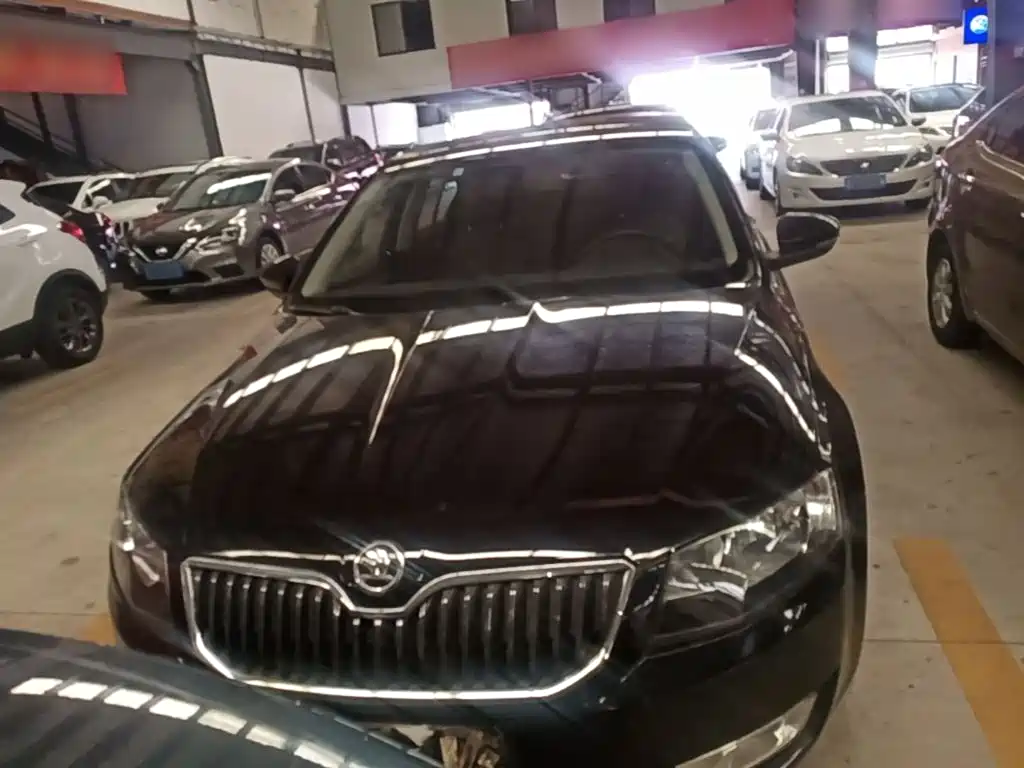 Octavia 1.6 L Auto Creation