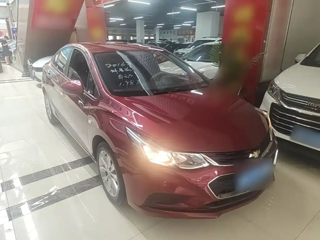 Cruze 1.5 L Auto Pioneer Sunroof