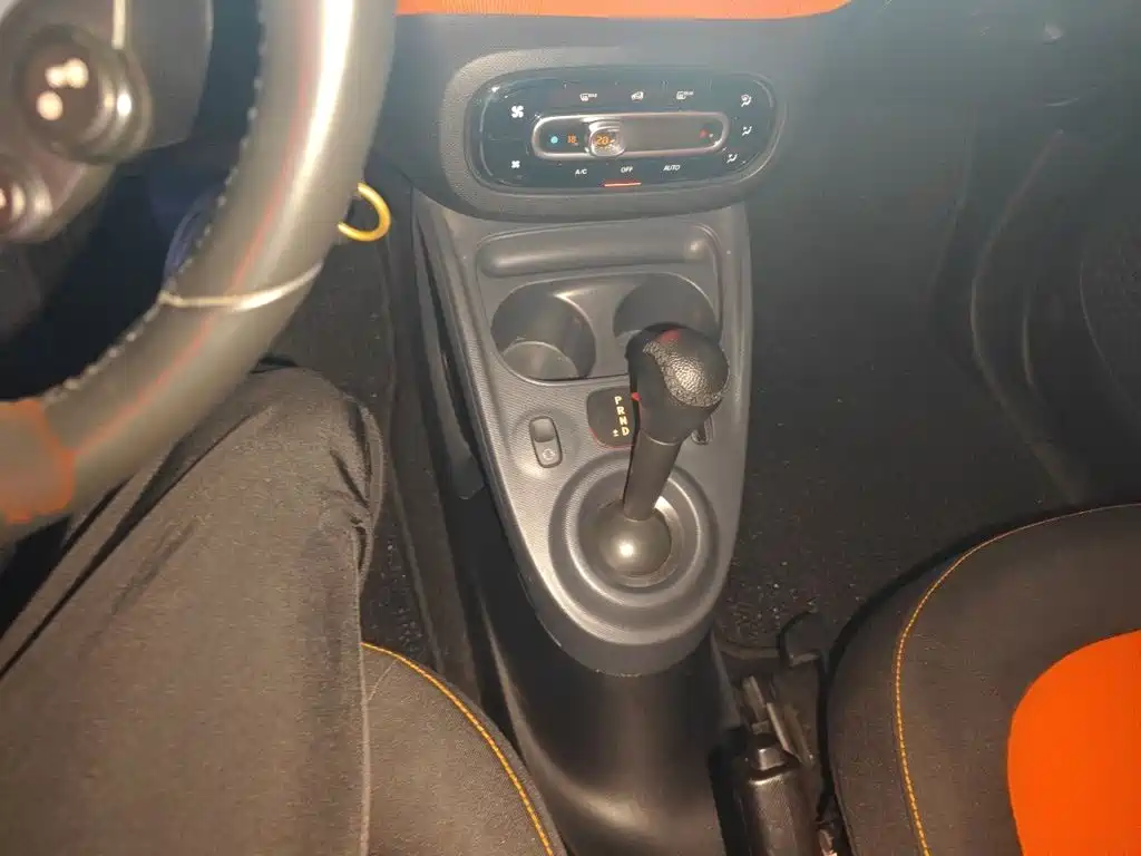 smart fortwo 1.0 L 52 kW Hardtop Passion
