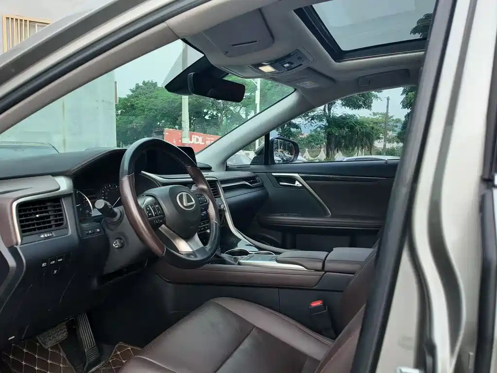 Lexus RX 300 4 WD Elegant CN-VI
