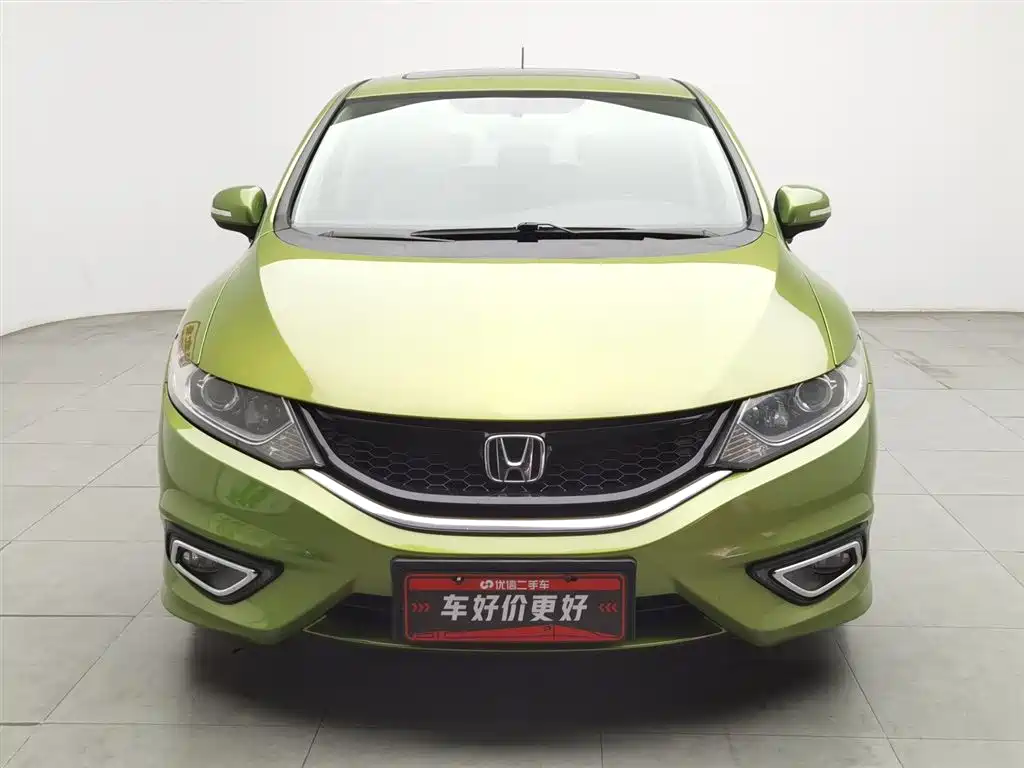 Jade 1.8 L Auto Comfort Elite 5-seat