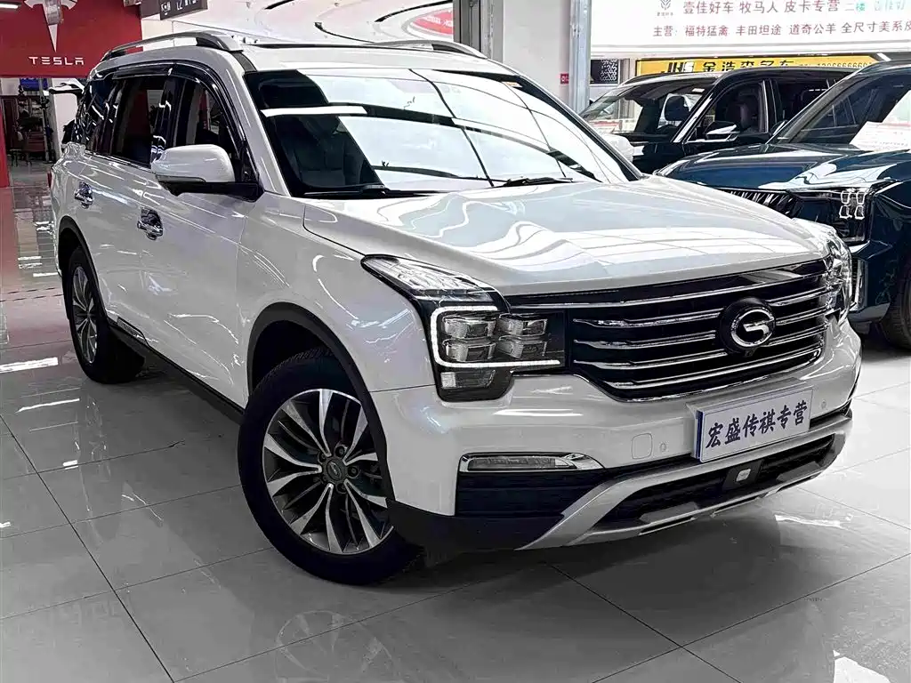 GAC Trumpchi GS8 320 T 2 WD Luxury Connected (7-seat)