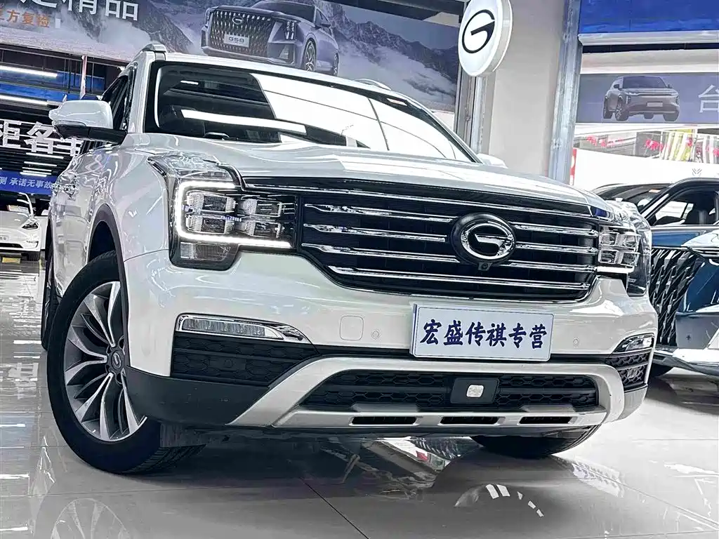 GAC Trumpchi GS8 320 T 2 WD Luxury Connected (7-seat)