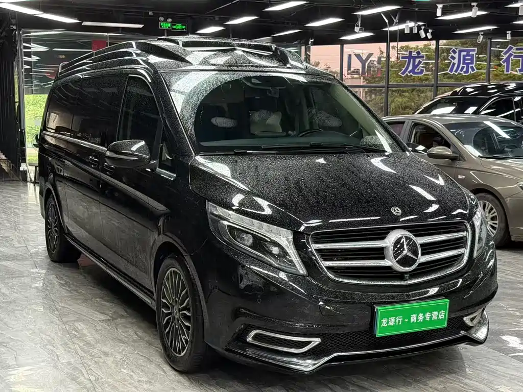 Mercedes-Benz V-Class V 260 L Distinguished Extended CN-VI