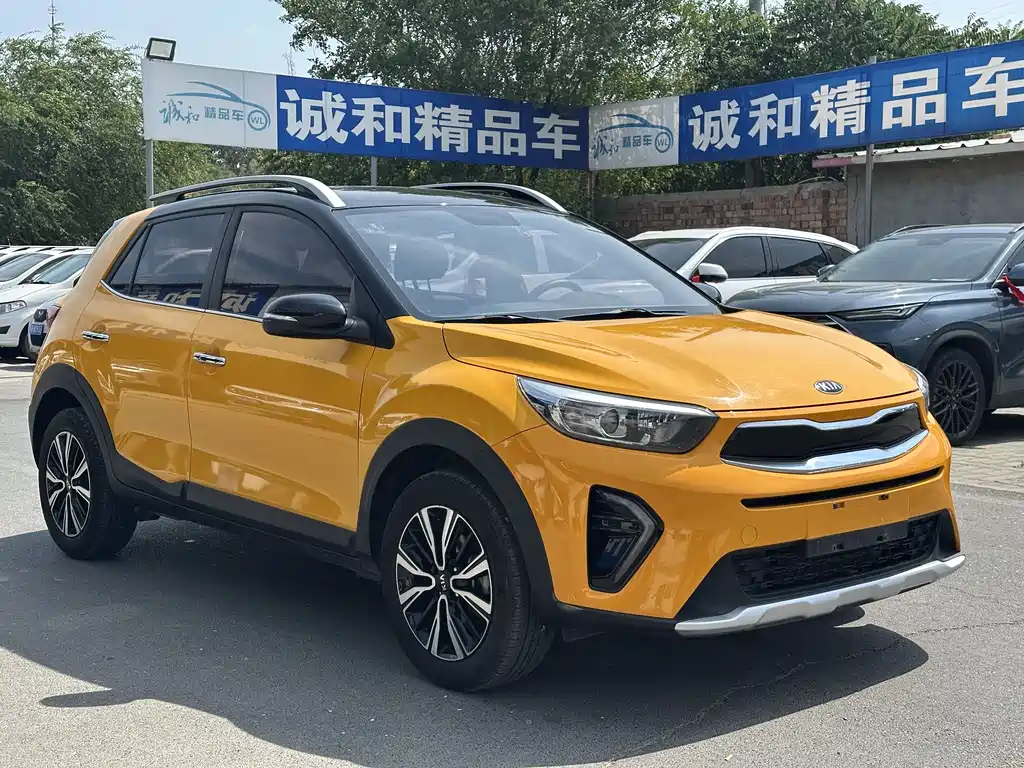 Stonic 1.4 L Auto Fun Enjoyment CN-V