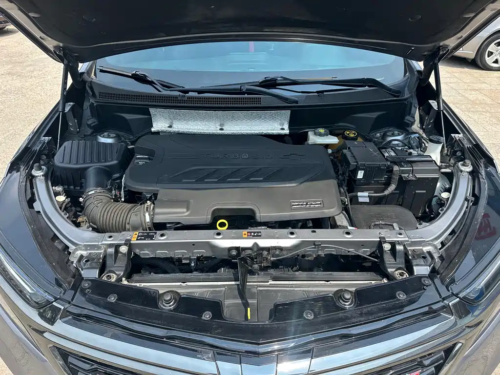 Equinox 550 T RS Intelligent Cross