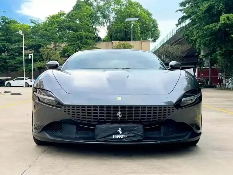 Ferrari Roma 3.9 T V8
