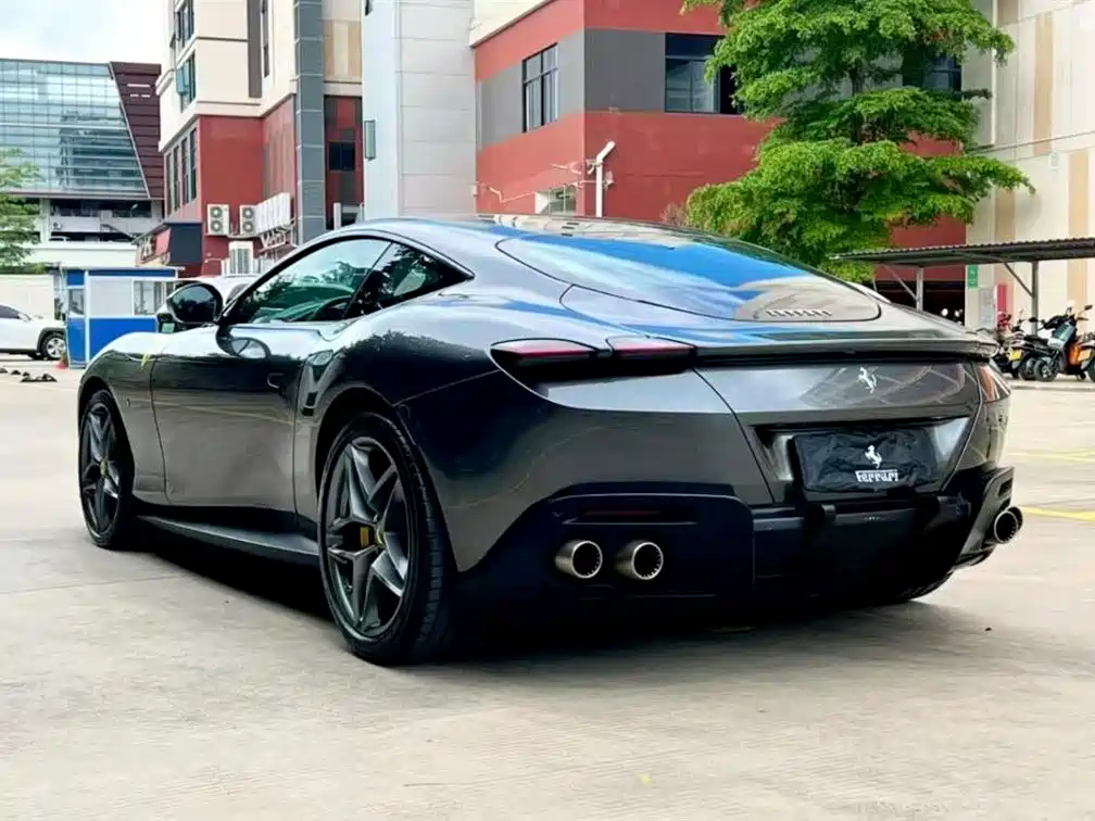Roma 3.9 T V8