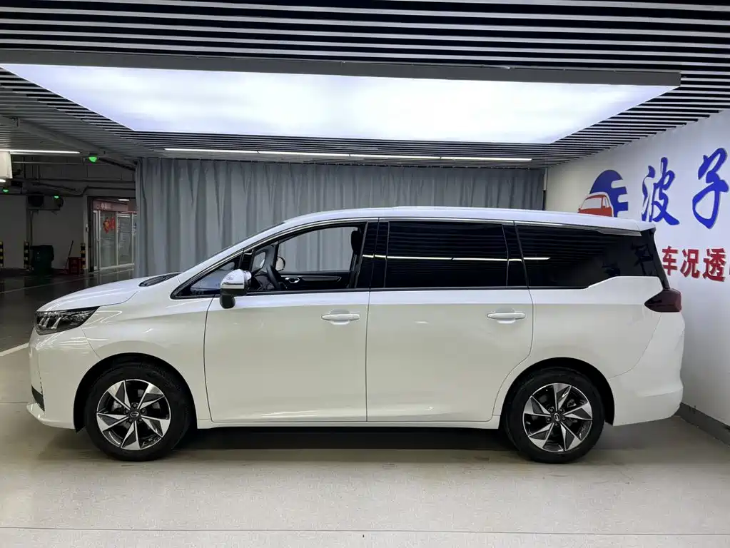 GAC Trumpchi M6 PRO 270 T DCT Luxury