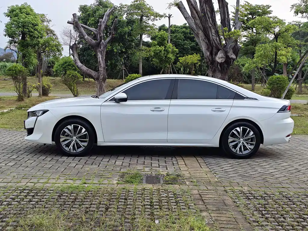 Peugeot 508 508 L 400 THP PureTech Drive Control
