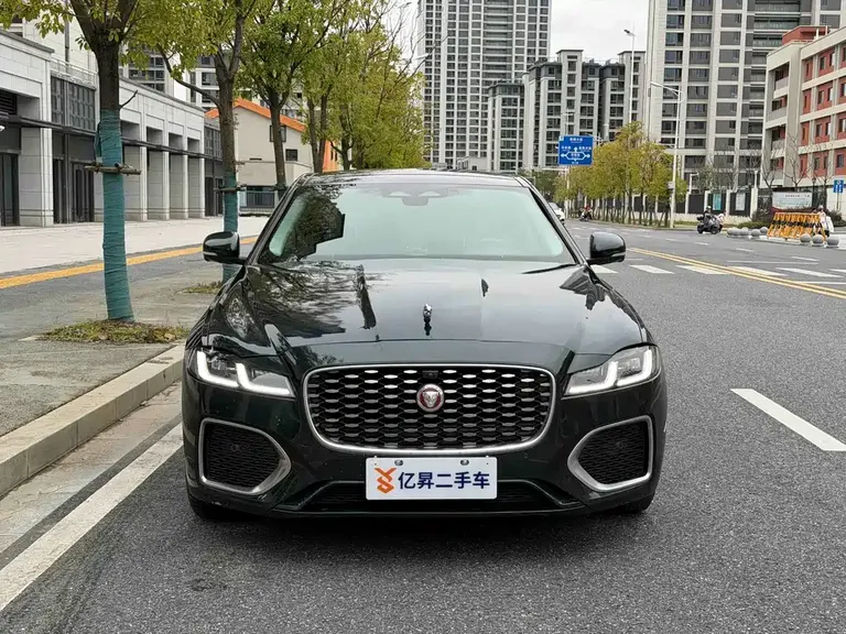 Jaguar XFL XFL 2.0 T P200 2 WD Elite Luxury