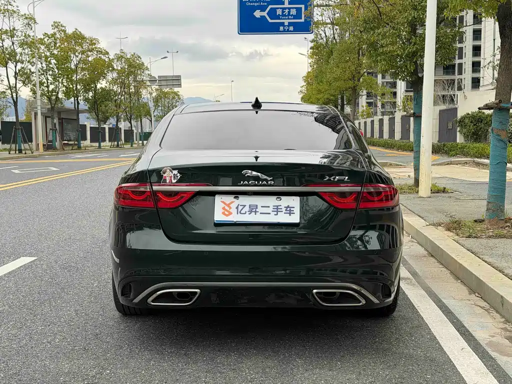 Jaguar XFL XFL 2.0 T P200 2 WD Elite Luxury