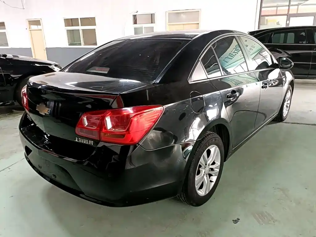 Cruze 1.5 L Classic SE AT