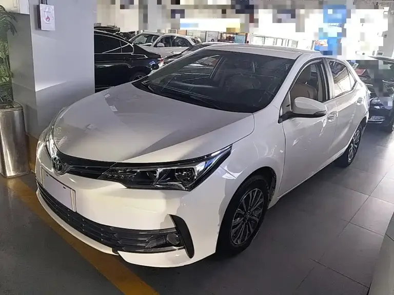 Toyota Corolla Facelift 1.2 T S-CVT GL