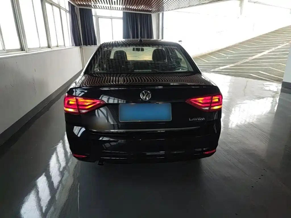 Lavida 1.6 L Manual Style