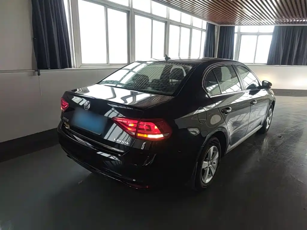 Lavida 1.6 L Manual Style