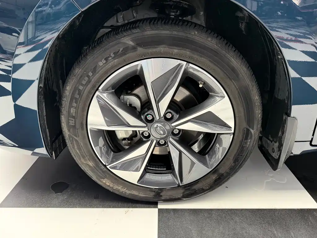 GAC Trumpchi M6 PRO 270 T Auto Luxury