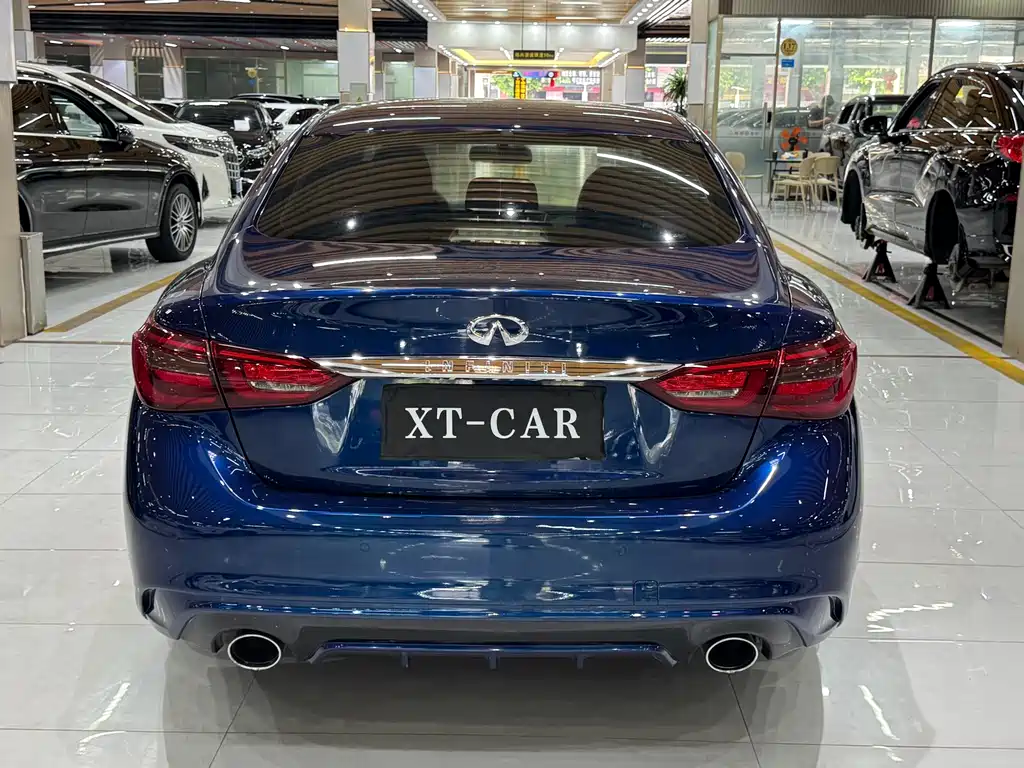 Infiniti Q50 L 2.0 T Luxury Sport CN-VI