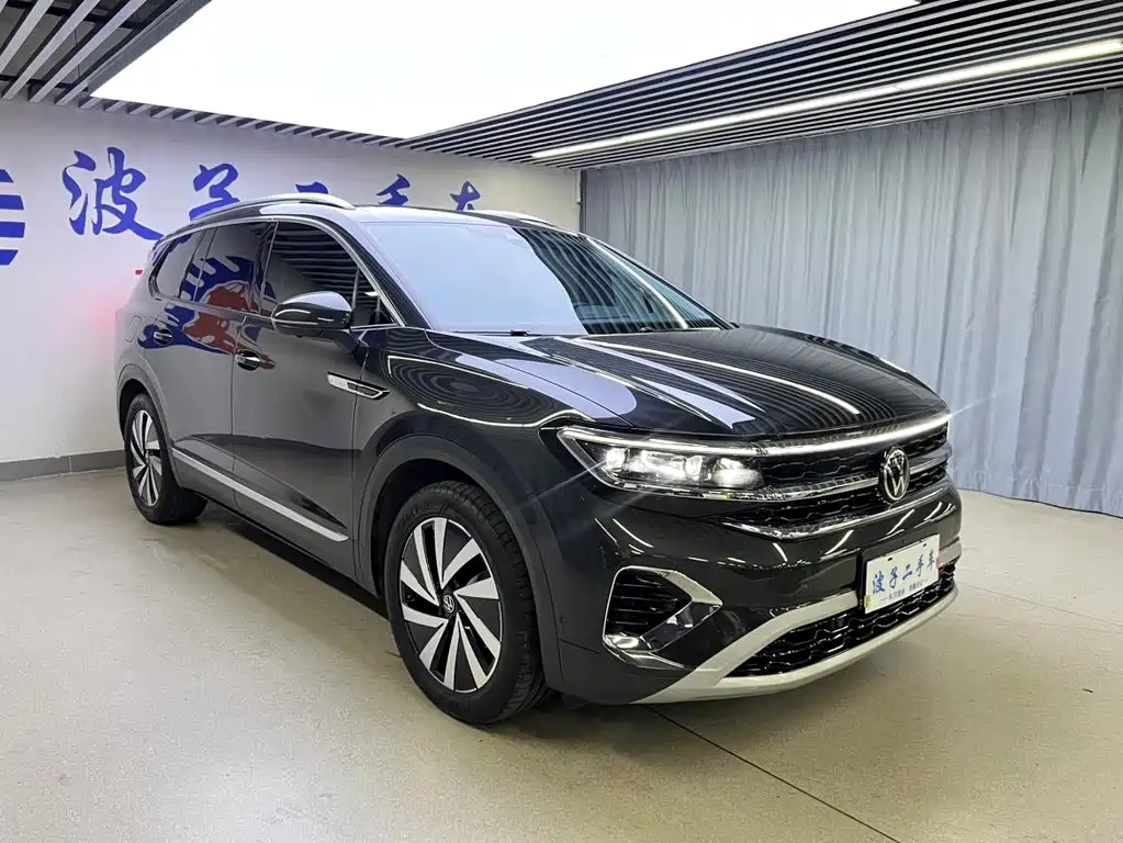 Talagon 380 TSI 4 WD Luxury Premium Realm Pro Limited