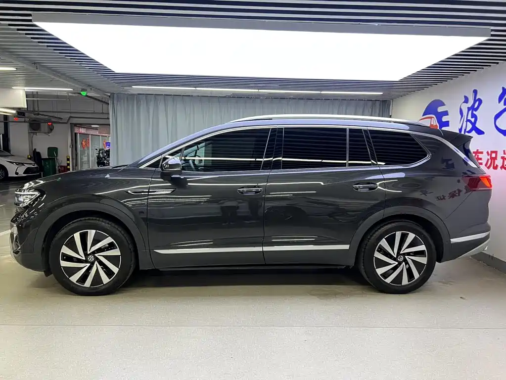Talagon 380 TSI 4 WD Luxury Premium Realm Pro Limited