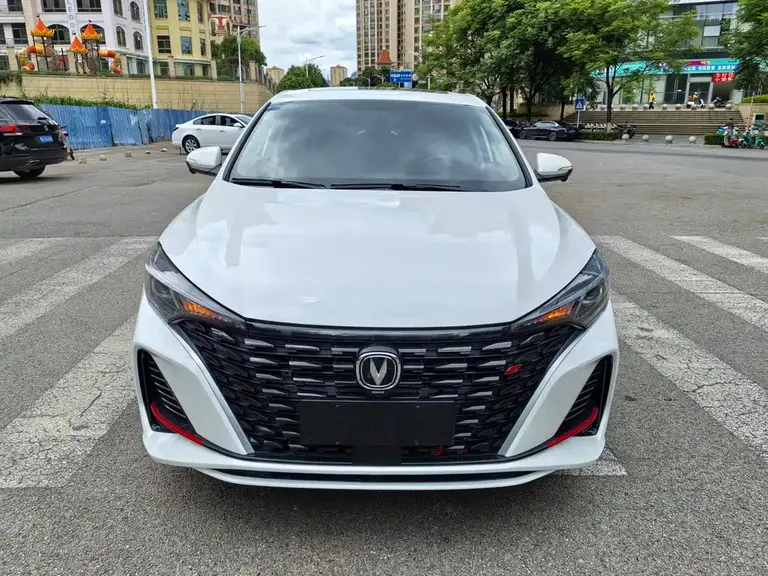Changan Eado PLUS Blue Whale NE 1.4 T GDI DCT Distinguished