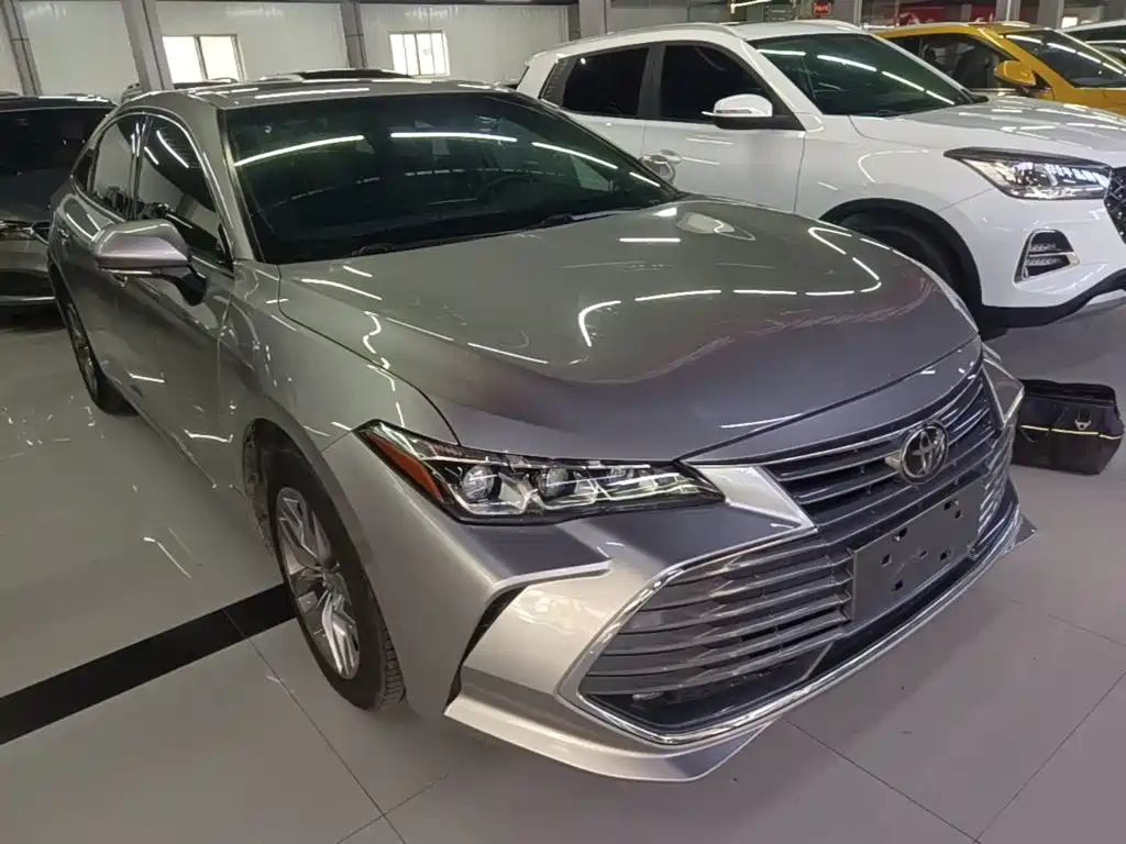 Avalon 2.0 L Luxury CN-VI