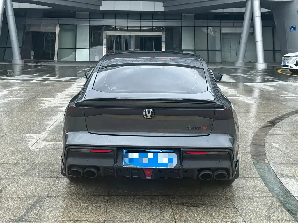 Changan UNI-V 1.5 T Sport