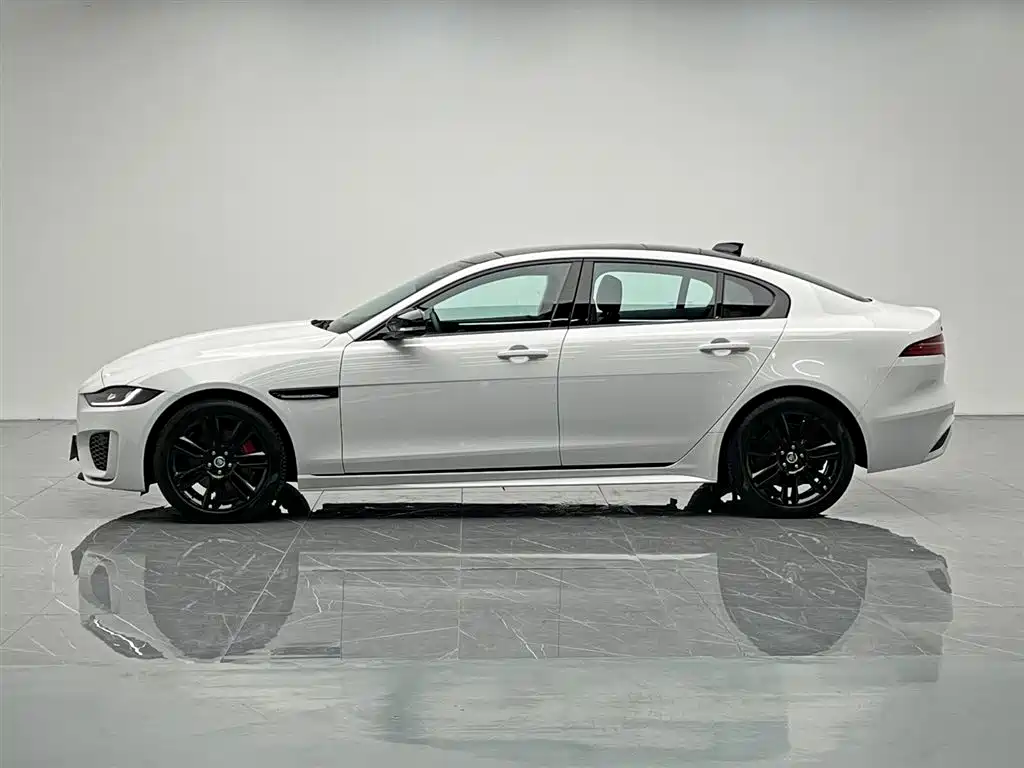 Jaguar XEL 2.0 T 250 PS R-DYNAMIC S Shine Black Sport
