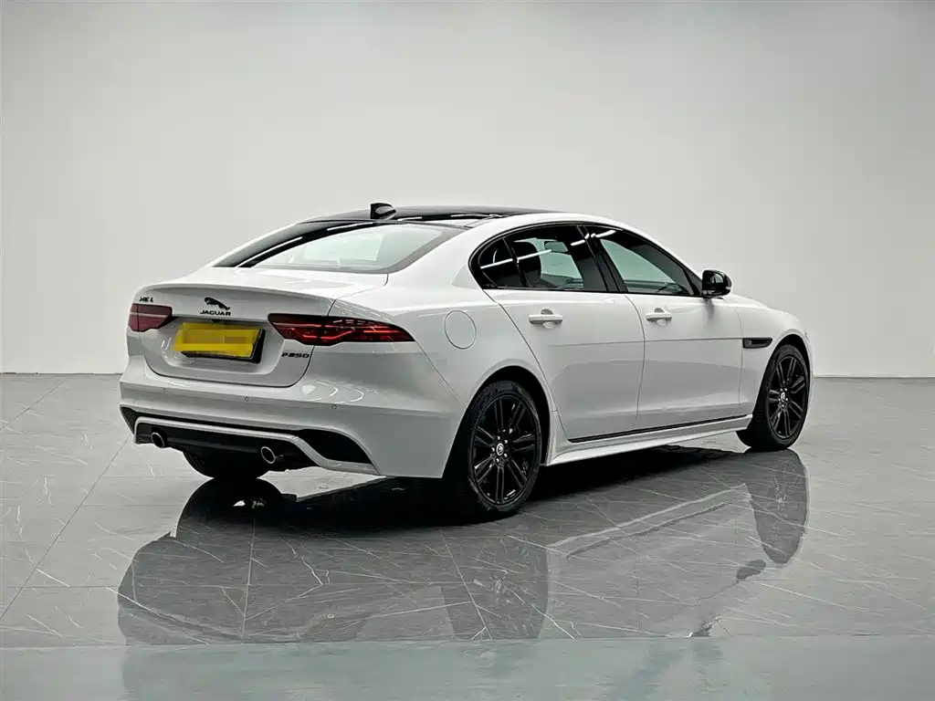 Jaguar XEL 2.0 T 250 PS R-DYNAMIC S Shine Black Sport