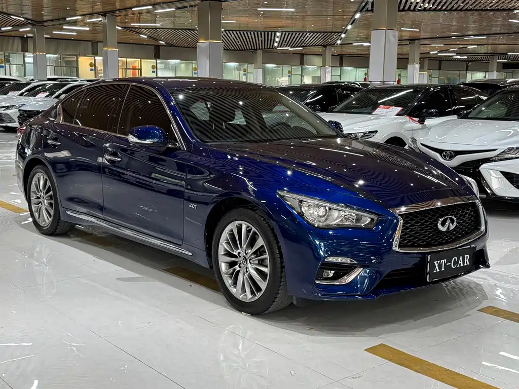 Infiniti Q50 L 2.0 T Progressive Enjoyment CN-VI