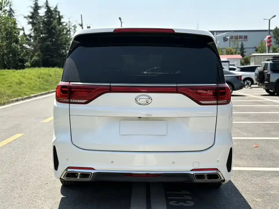 GAC Trumpchi M8 Navigator 390 T Supreme