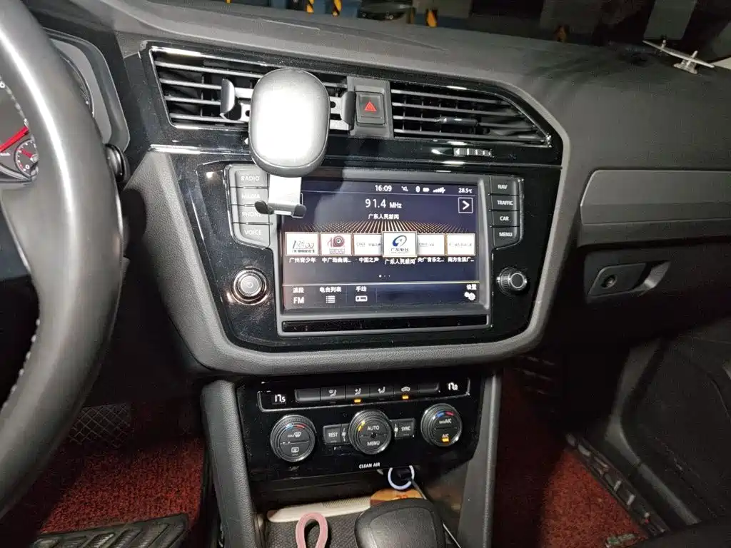Tiguan L 330 TSI Auto 2 WD Comfort