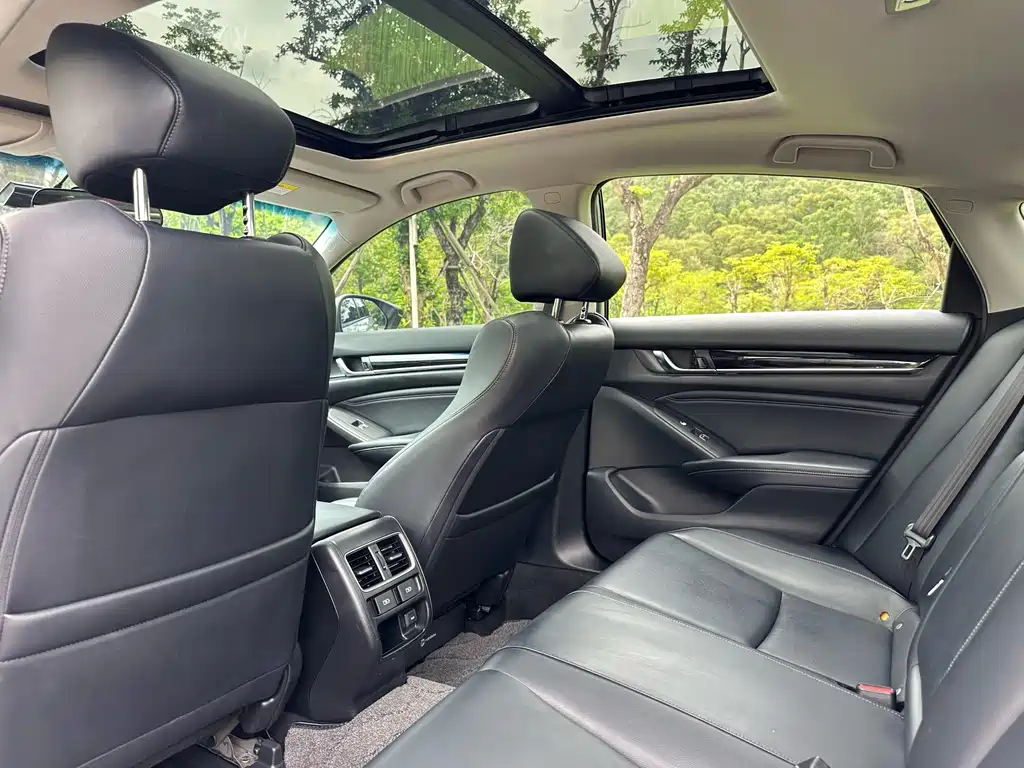 Accord 260 TURBO Distinguished CN-V