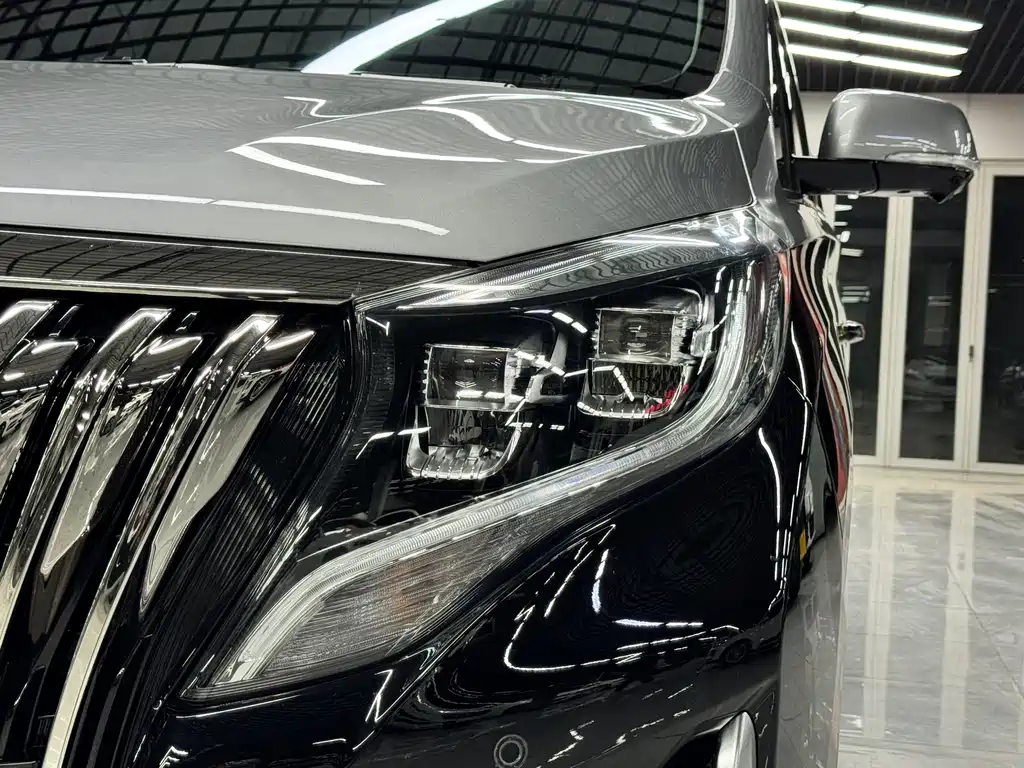 GAC Trumpchi M8 Master Series 390 T 4-seat Royal