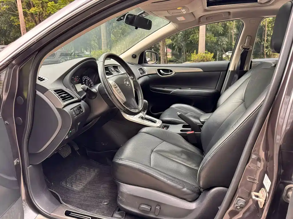 Sylphy 1.6 XV CVT Premium