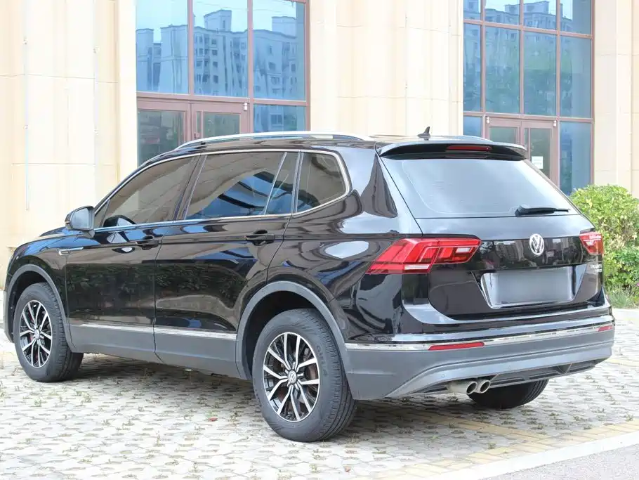 Tiguan L Facelift 330 TSI Auto 2 WD Luxury