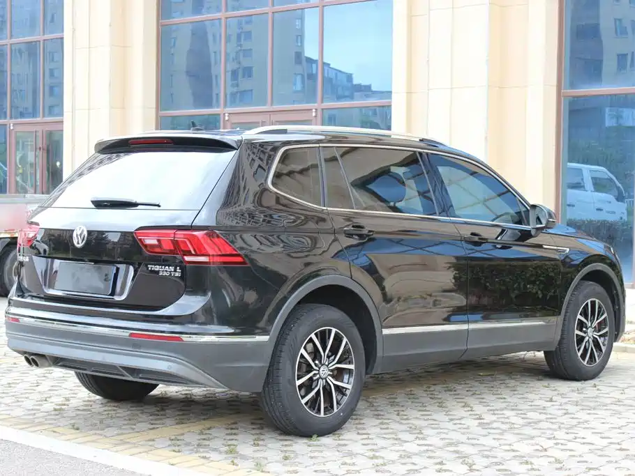Tiguan L Facelift 330 TSI Auto 2 WD Luxury