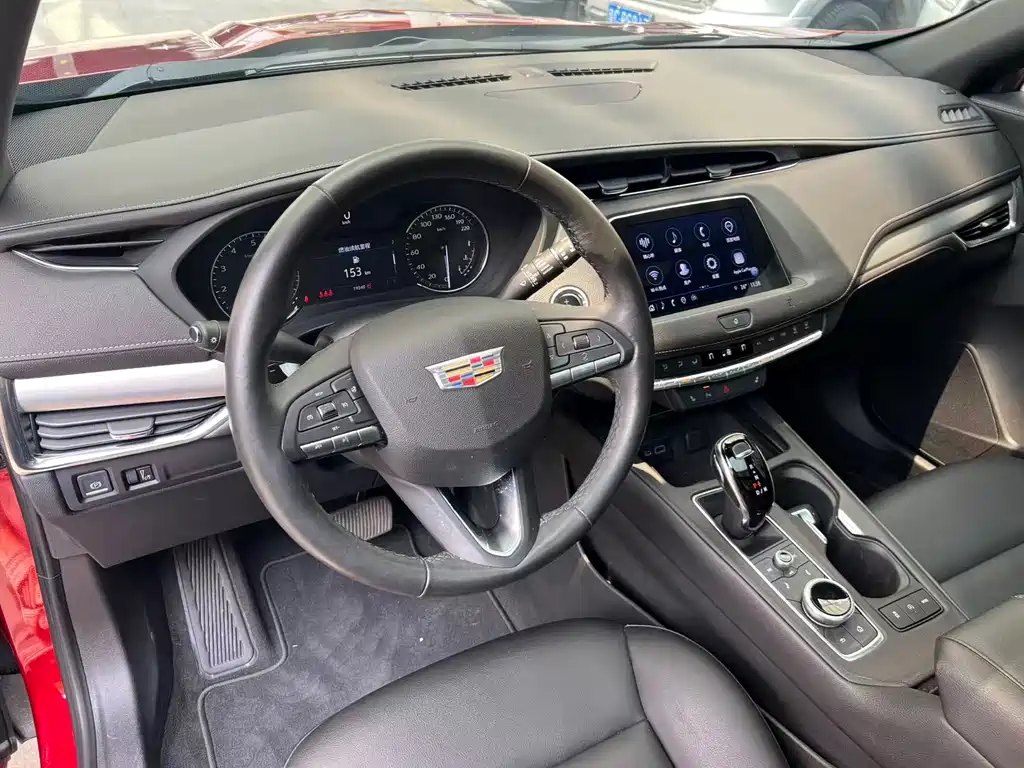 Cadillac XT4 28 T 2 WD Luxury