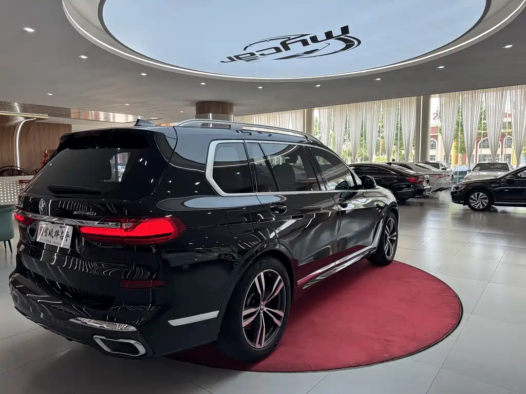 BMW X7 xDrive40 i Premium M Sport Package